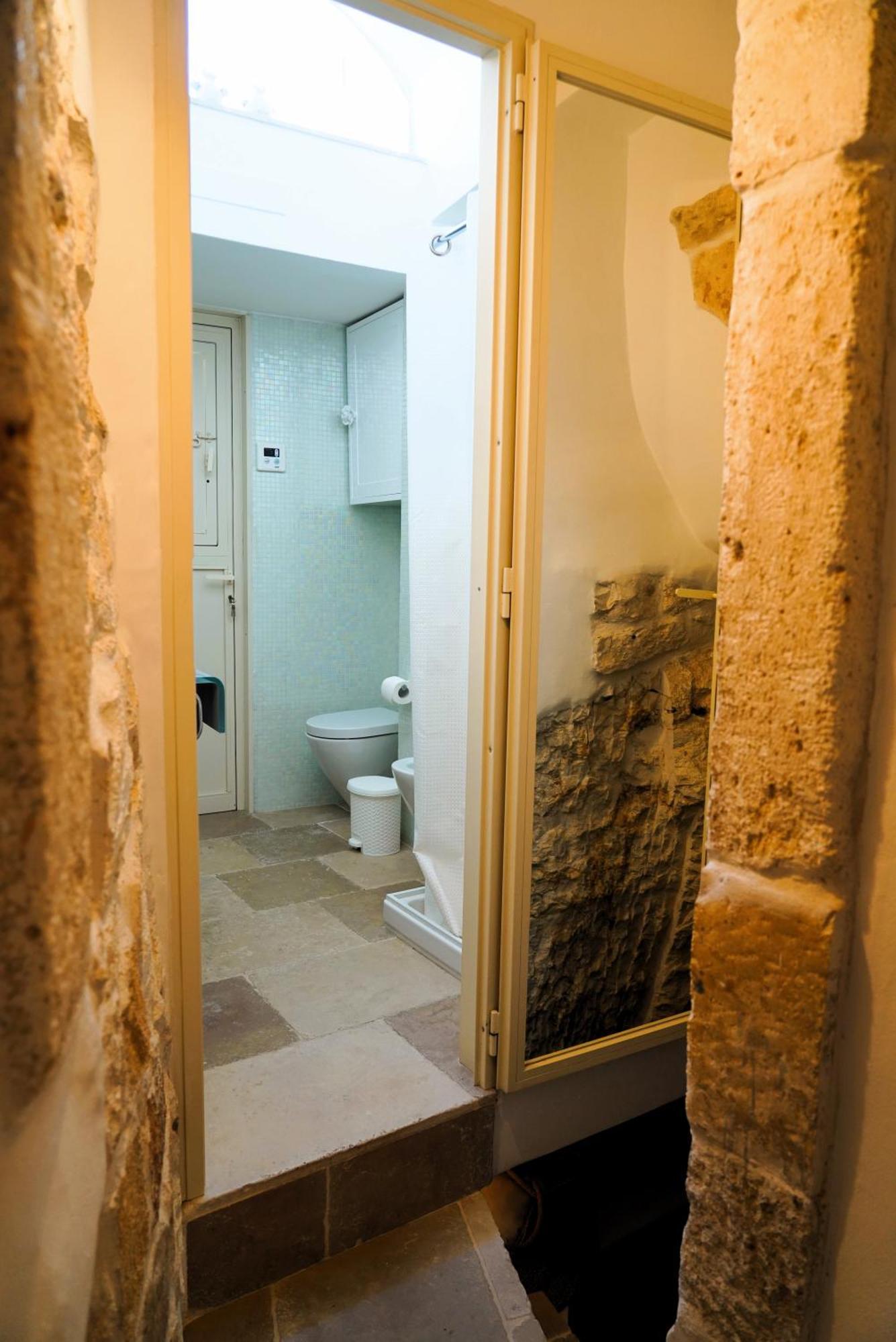 Dimora Lo Scrigno - Una Perla Nel Cuore Di Ostuni Exterior photo