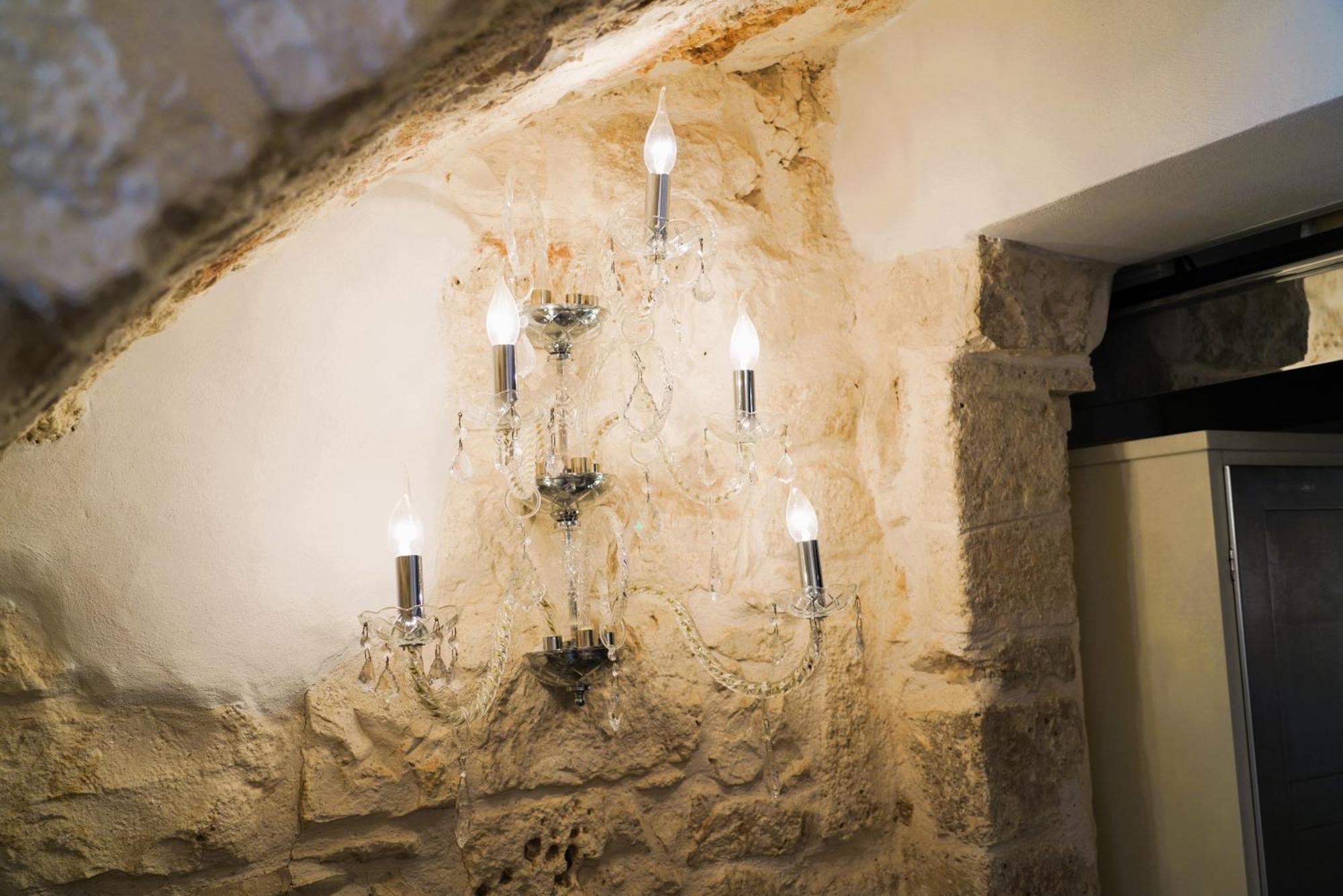 Dimora Lo Scrigno - Una Perla Nel Cuore Di Ostuni Exterior photo