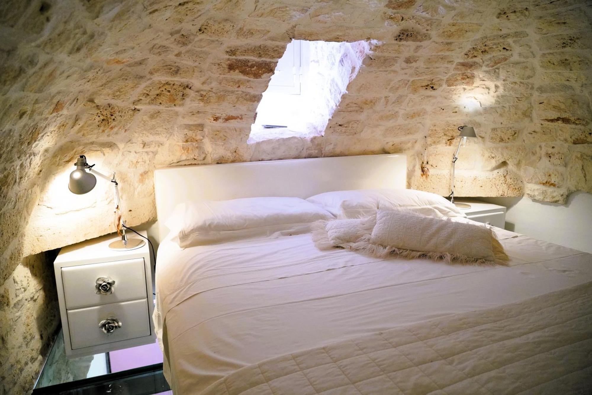 Dimora Lo Scrigno - Una Perla Nel Cuore Di Ostuni Exterior photo